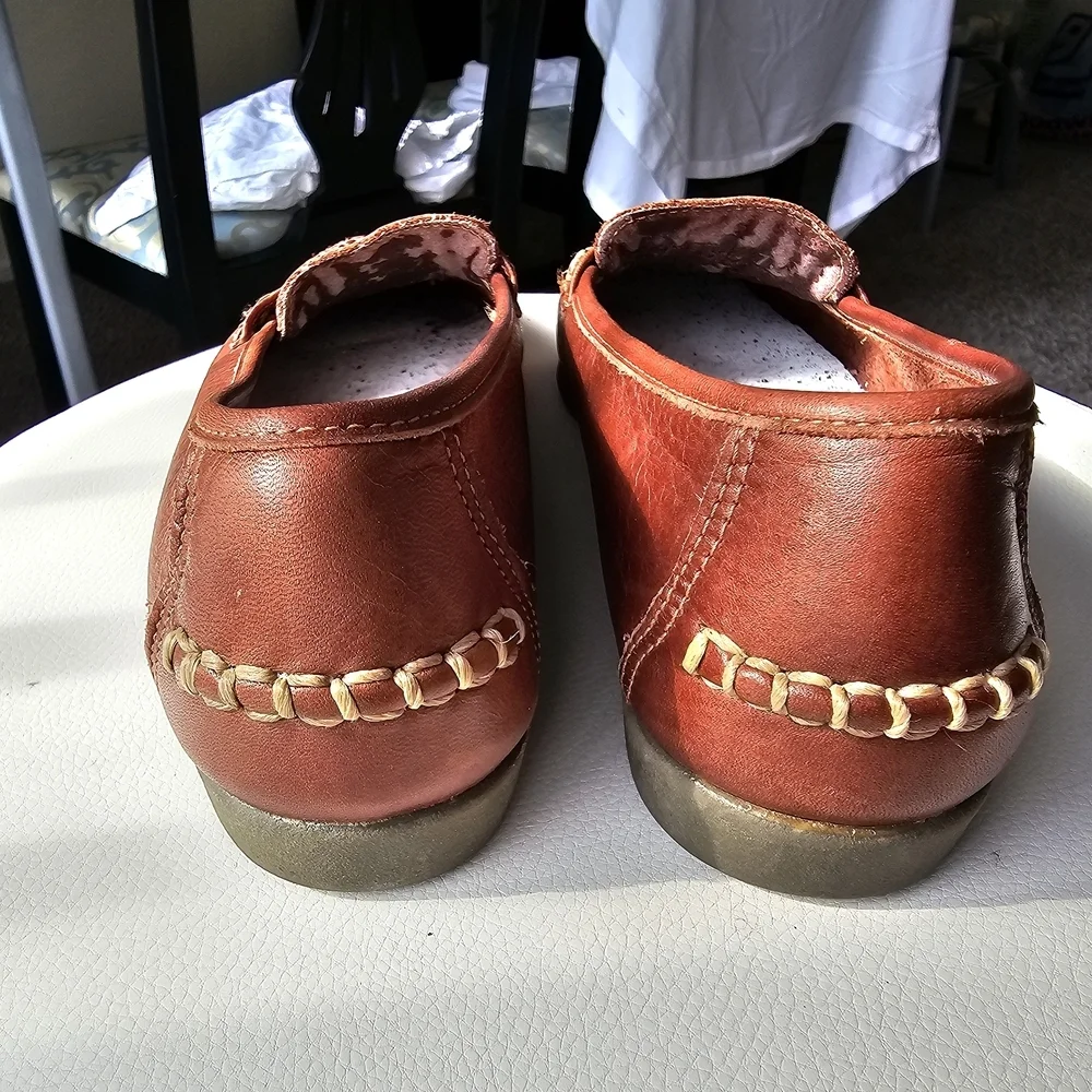 Grasshoppers women's Brown Leather Moccasin Loafers